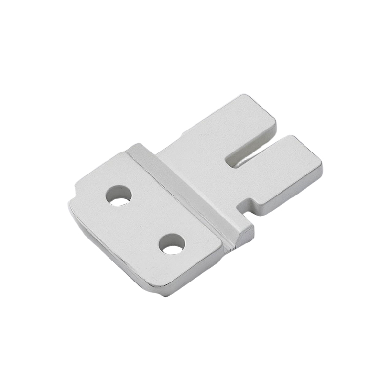シルバーコンタクトを備えた固定コンタクトターミナル